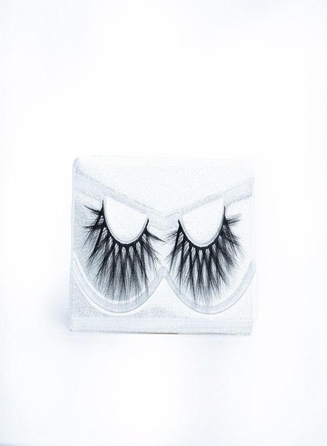 D Beauty Lashes in IBLZIA Doll - Dramatic, Fluffy & Voluminous Lashes for a Mesmerizing Look | Lightweight, Reusable & Perfect for Any Occasion - Image 3