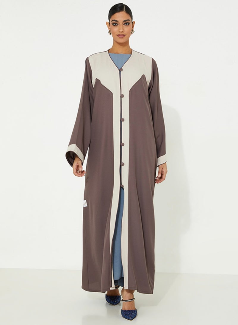 روزيت عباية عباية بتصميم قصة بيج مع أزرار وأكمام واسعة - Image 1