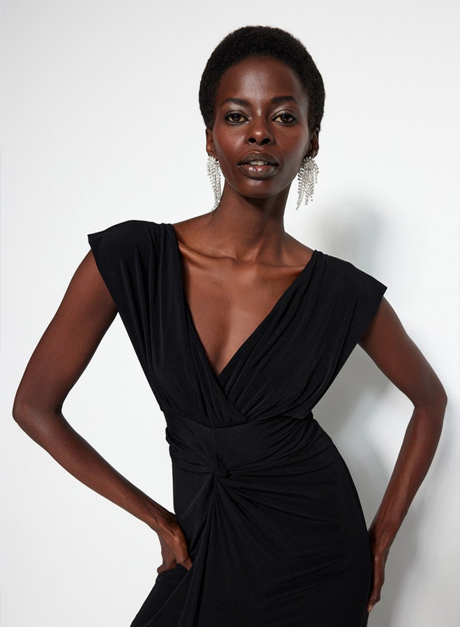 trendyol Black Detailed Knitted Long Elegant Evening Dress  - Image 3