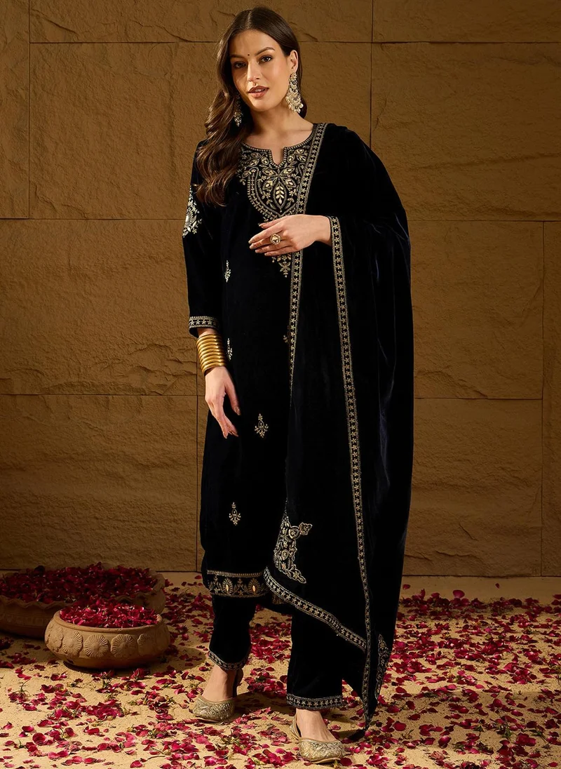 زيري سوق Navy Blue Velvet Solid Embroidered Straight 3-Piece Suit Set