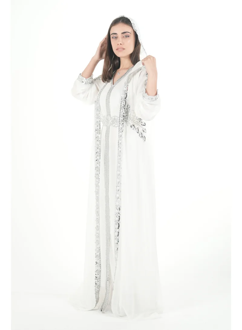 البنت الشرقية قفطان مغربي مطرز مع حزام على الخسر فستان