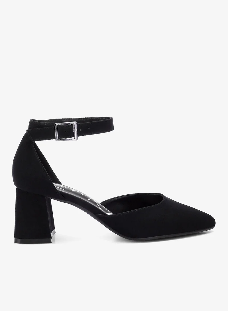 Microfiber Block Heel Sandals in Black