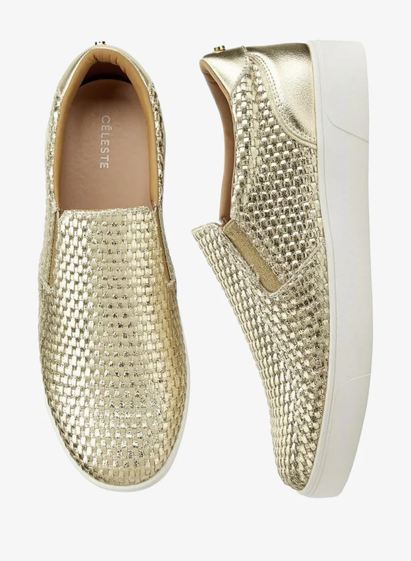 سيليست Women Textured Slip-On Sneakers