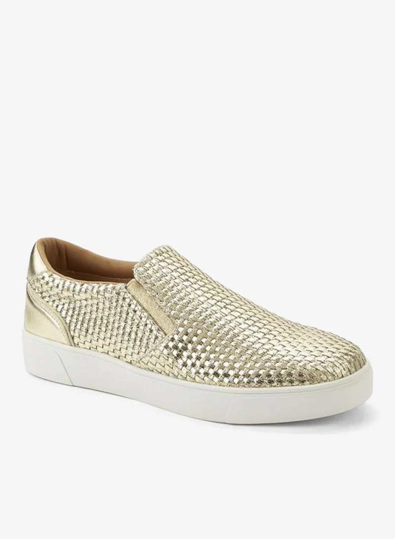 سيليست Women Textured Slip-On Sneakers