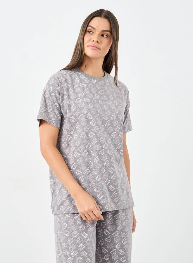 ستايلي طقم بيجاما من بنطال وتيشيرت بأكتاف منخفضة