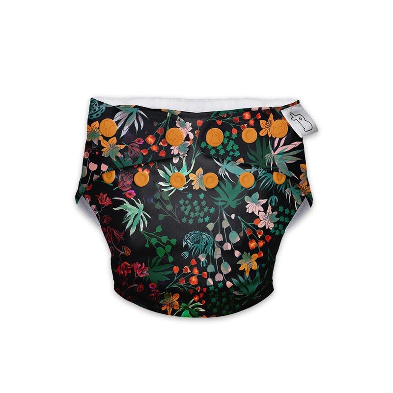 Superbottoms حفاضات سبير بوتومز السباحة للأطفال والرضع - قابلة لإعادة الاستخدام وقابلة للتعديل - حفاضات قماش قابلة للغسل - قماش صديق للبشرة - سهل التنظيف - يناسب من 3 أشهر إلى 3 سنوات - Image 1