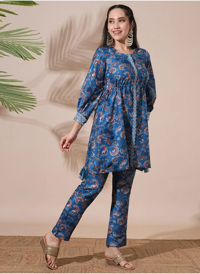 globus Globus Floral Print Drawstring Detail Tunic with Mid-Rise Narrow Pants Co-Ords
