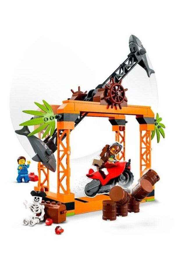 LEGO City The Shark Attack Stunt Challenge 60342 Building Set  - Image 2