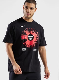 Nike Men's NBA Chicago Bulls Dri-FIT Graphic T-Shirt in KSA