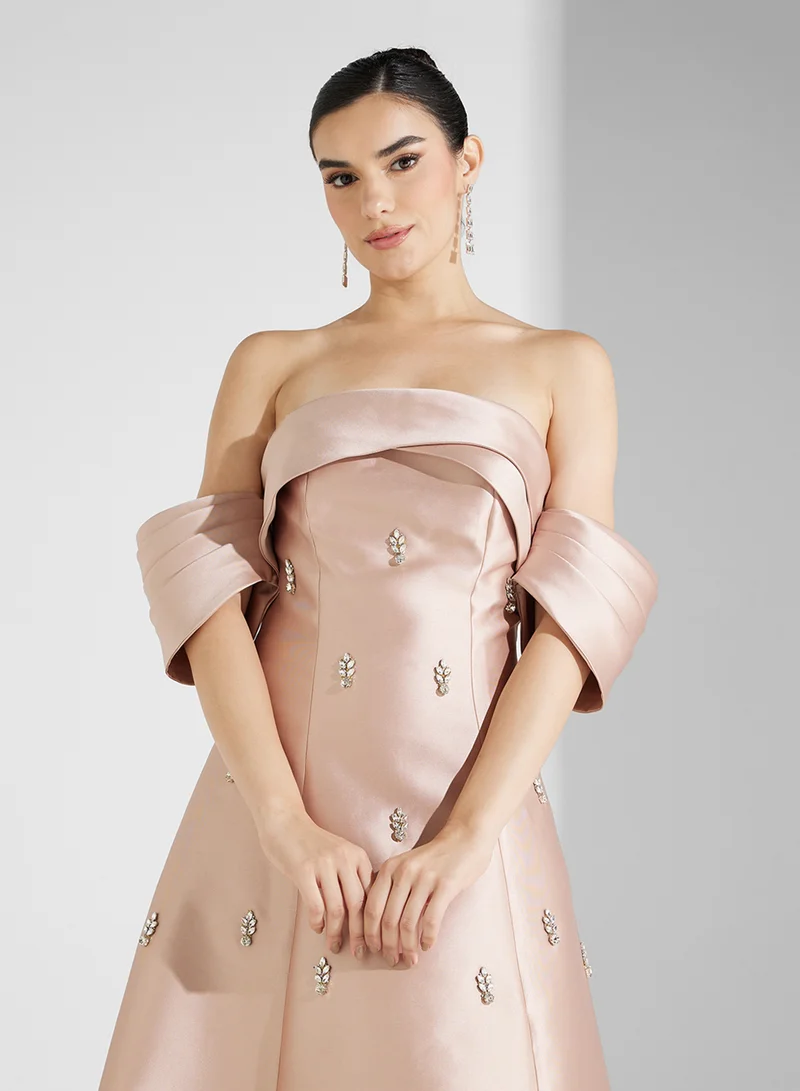 Namshi x Strapless Satin Gown