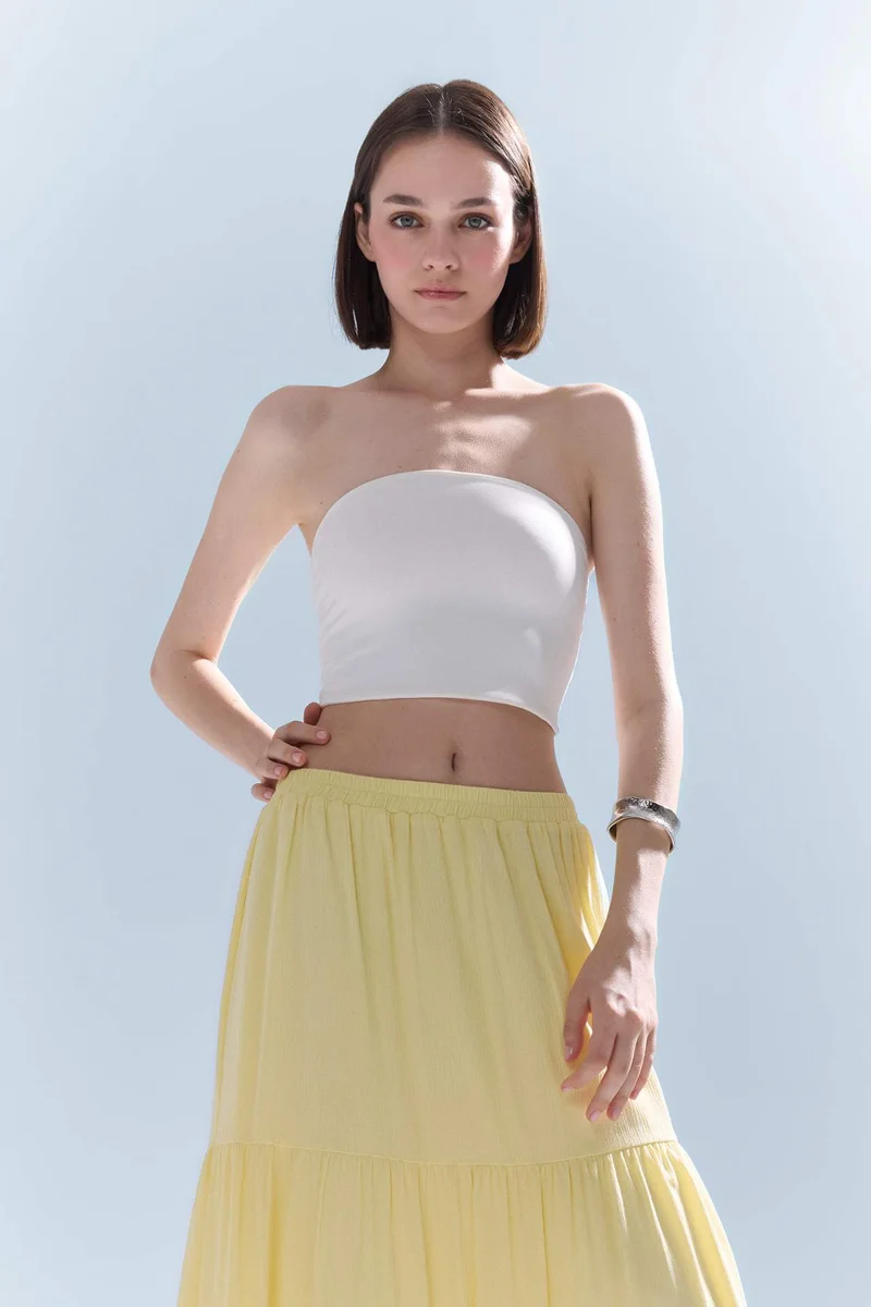 ديفاكتو Slim Fit Strapless Tank Top