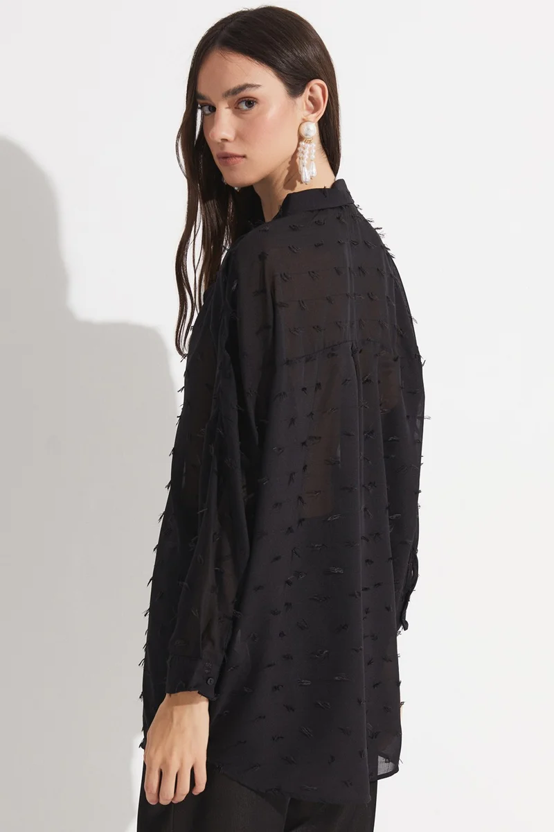 جون Women's Exclusive Oversize/loose Cut Self-Patterned Chiffon Shirt