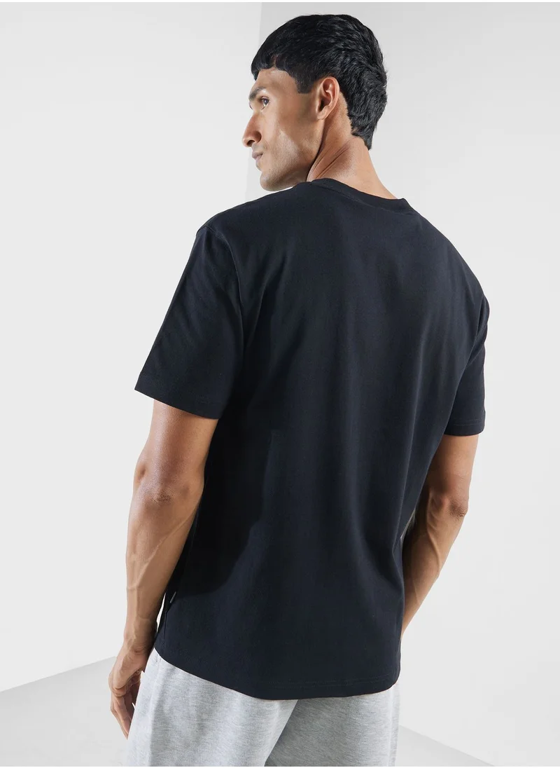 New Balance Essential Logo  T-Shirt