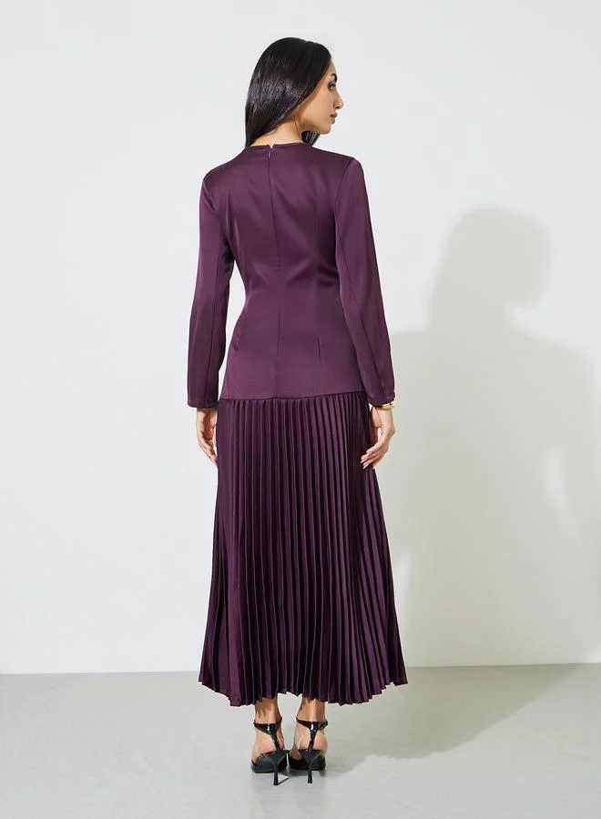 Styli  Purple Solid Pleated Button Detail A-Line Maxi Dress for Women | Best Price UAE
