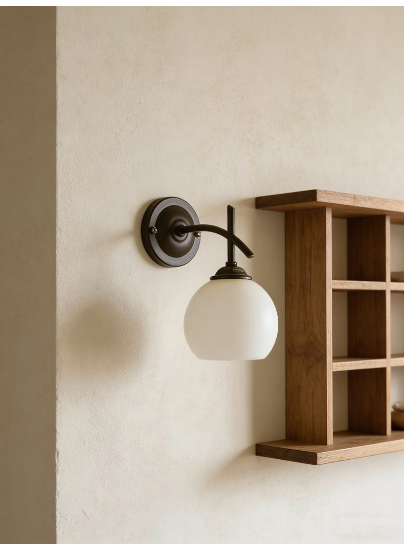 Vintage spherical glass wall sconce - Image 4