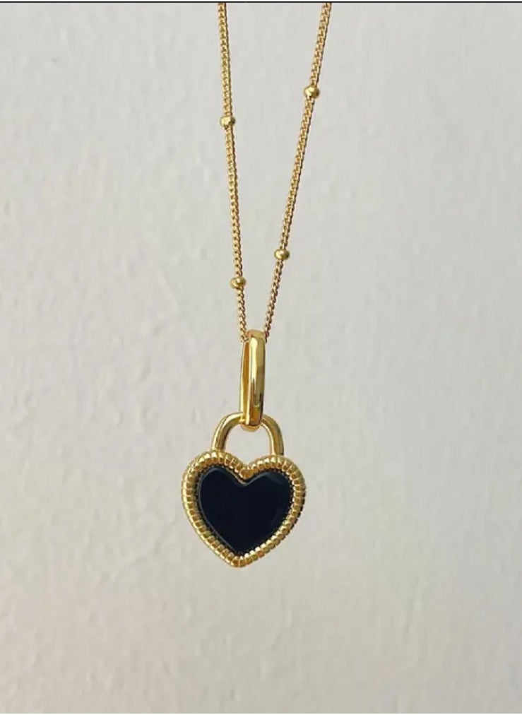 MANIKAN MANIKN Women's Necklace Dual-Faced Heart Black and White Made of Stainless Steel"  - Image 2