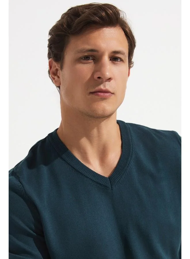 JUNE June Men V-Neck Knitwear Sweater Dark Green