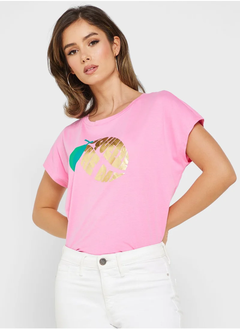 VERO MODA Round Neck Graphic T-Shirt