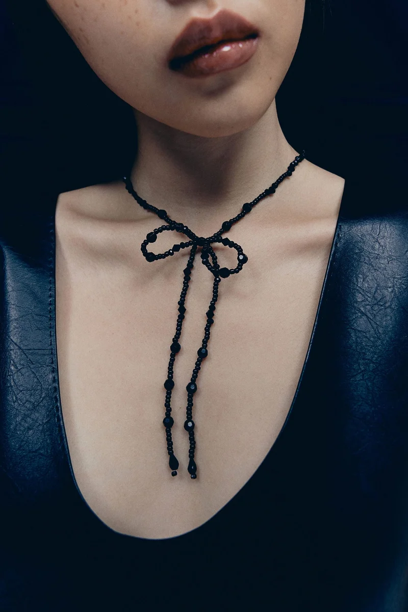 H&M Bow-Decorated Necklace