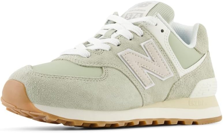 New Balance أحذية نيو بالانس 574 V2 للنساء - Image 1