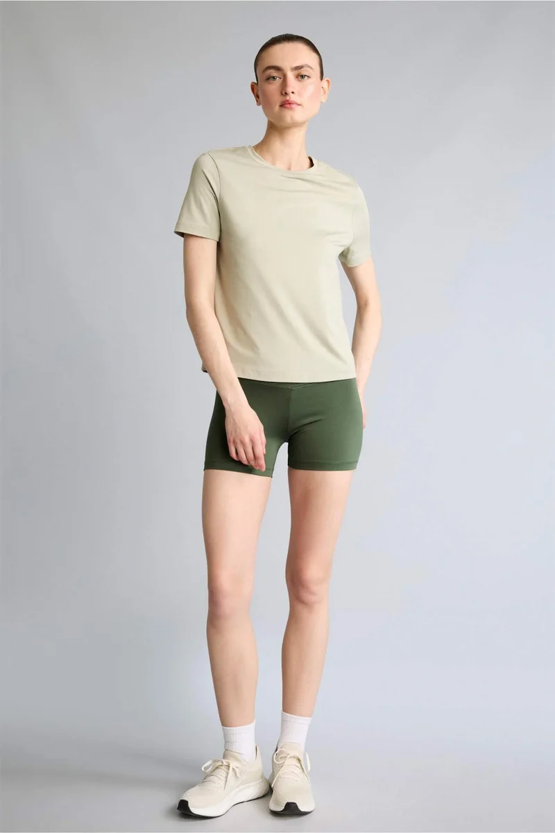ديفاكتو Regular Fit Wide Leg Shorts