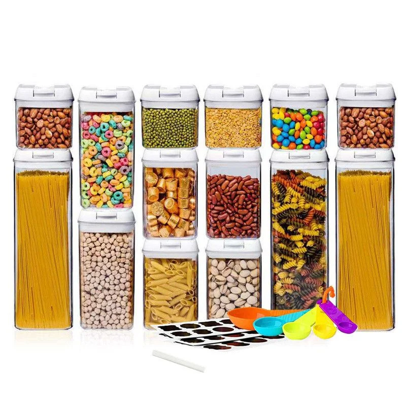 كازا كيسيرا طقم تخزين طعام محكم الغلق 14 قطعة، منظم مطبخ بلاستيك خالٍ من BPA، بأغطية سهلة الإغلاق، مع ملصقات سوداء وقلم وملاعق قياس.