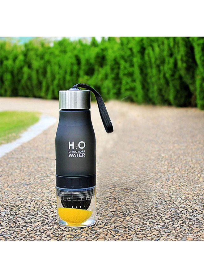 فوبيري زجاجة مياه H2O مزودة بكوب لعصير الليمون أسود/شفاف 5x10x10سم - Image 2