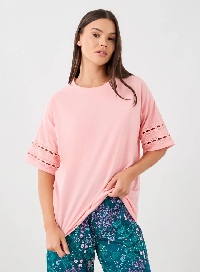 ستايلي Styli Lace Insert Round Neck T-Shirt and Pyjama Set