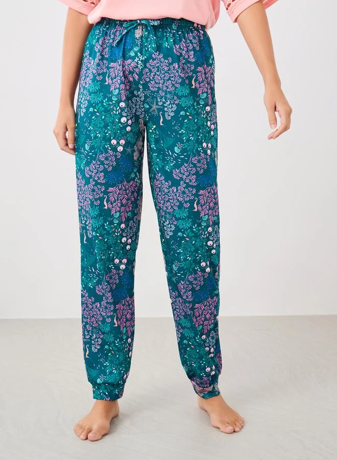 Styli Styli Lace Insert Round Neck T-Shirt and Pyjama Set
