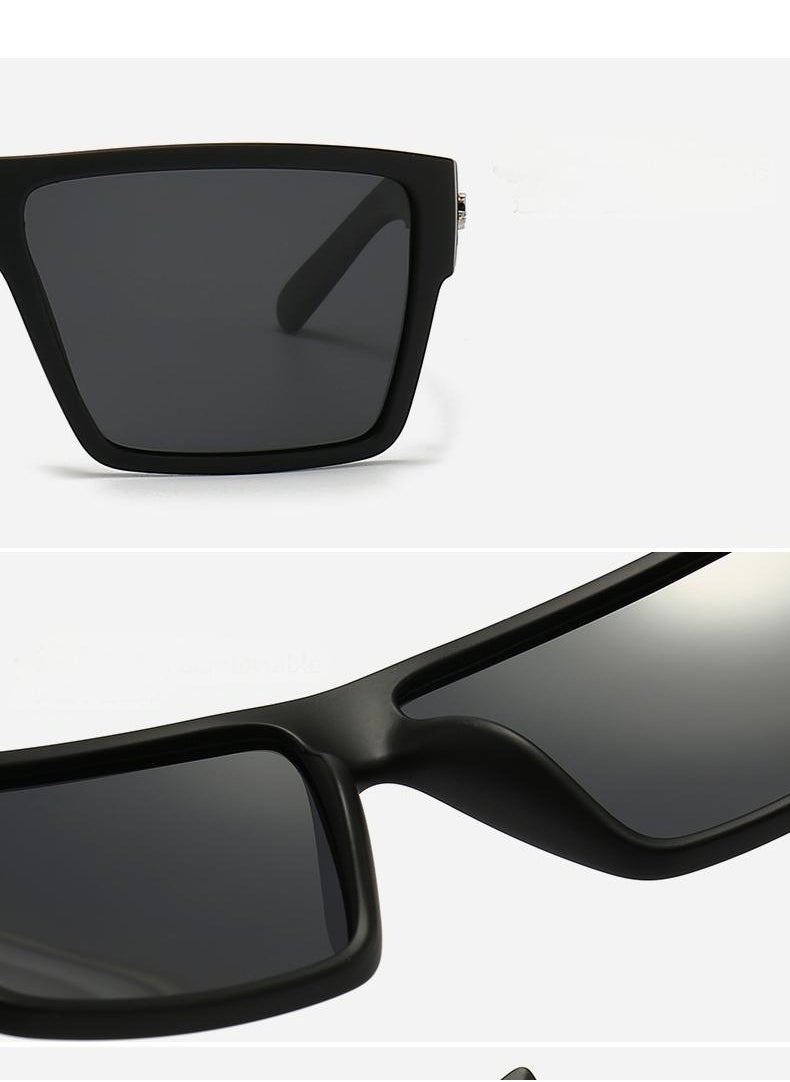 Ray-Ban Ray-Ban Classic Sunglasses Black Framed with Grey UV Lenses  - Image 2