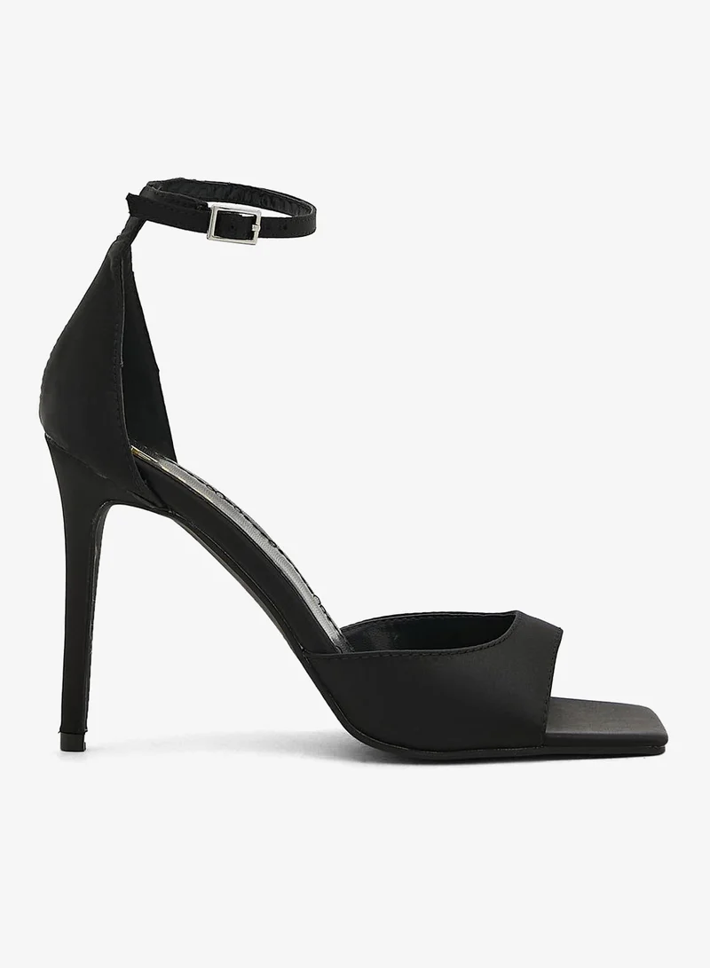 ايلا صندل ستان بسير كاحل