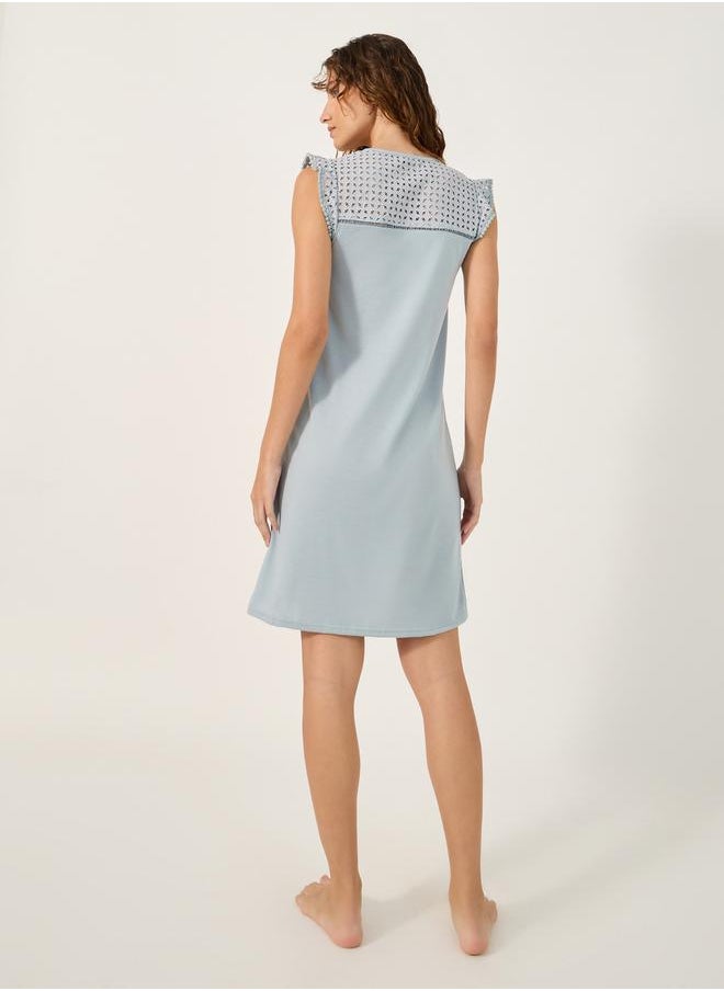 Styli SHIFFLI YOKE FLAT POMPOM TRIM DETAIL NIGHTDRESS-KNEE  - Image 4