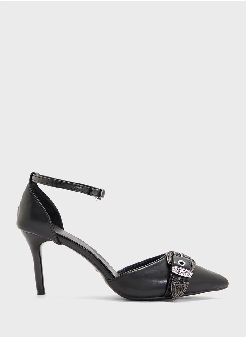 Ginger Heeled Pumps With Buckle