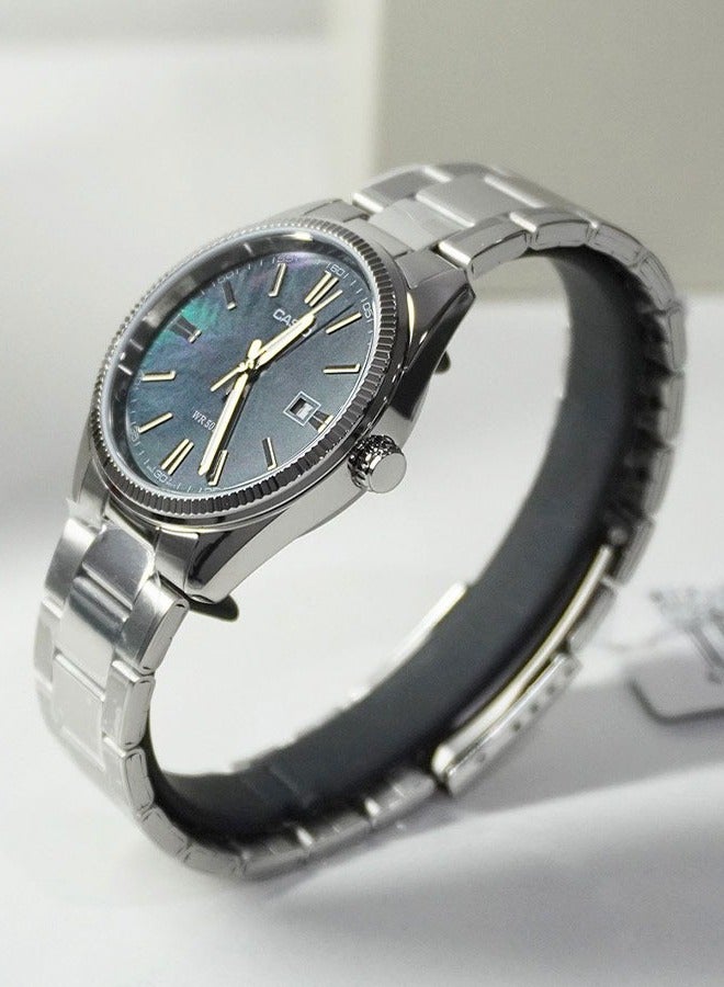 CASIO MTP-1302DS-1A Men’s Watch – Mother of Pearl Dial, Stainless Steel Bracelet, 50M Water Resistance - Image 2