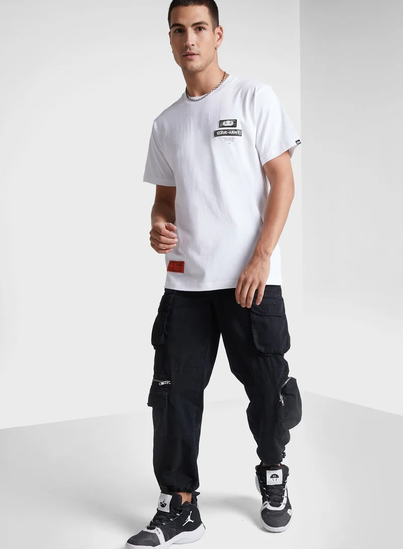 izzue Logo T-Shirt