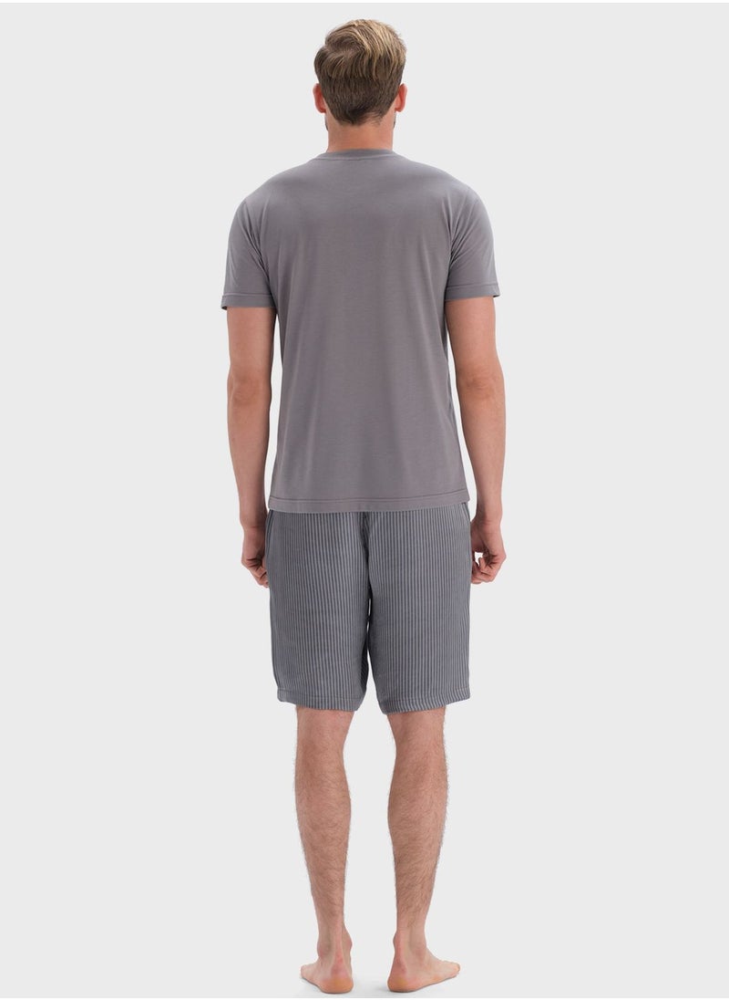 dagi - Nightwear T-Shirt & Trouser Set - Image 1
