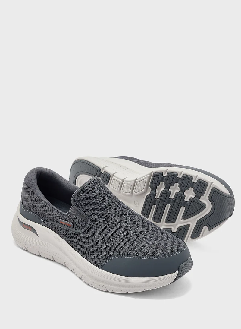 SKECHERS Arch Fit 2.0 - Vallo