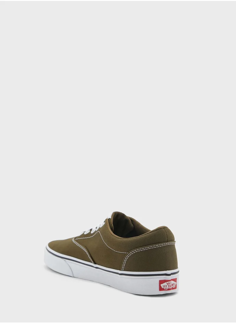 VANS Essentail Doheny Sneakers