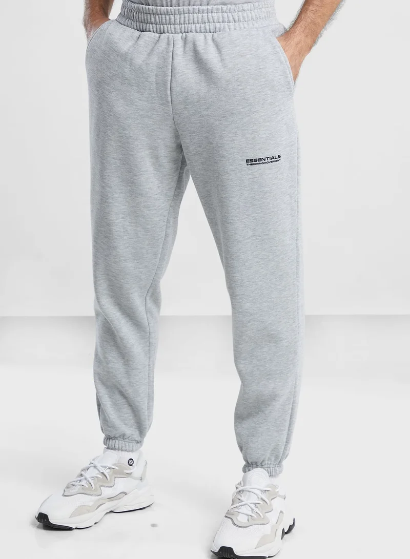 The Giving Movement The Regular Fit Classic Sweatpants