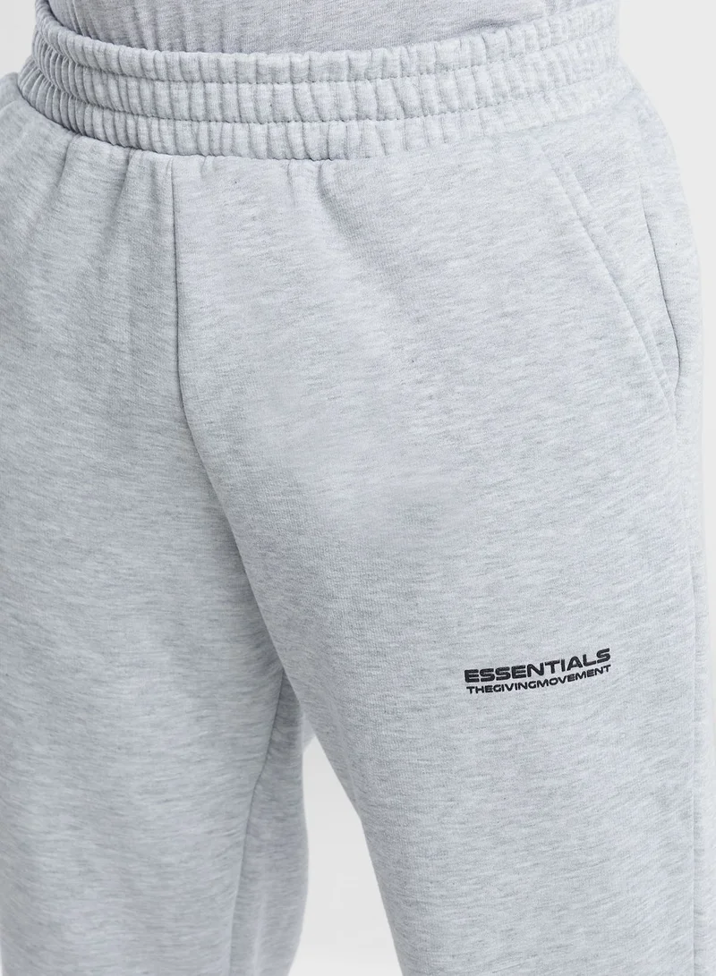 The Giving Movement The Regular Fit Classic Sweatpants