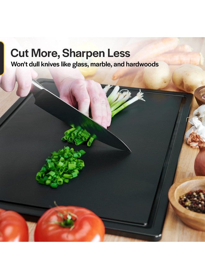 Thirteen Chefs لوح تقطيع بلاستيكي تجاري مع أخدود للعصير - 18 × 12 بوصة لتقطيع اللحم، الشواء، الشواء - 1/2" سمك من بولي إيثيلين عالي الكثافة الأبيض لخدمة الطعام - Image 3