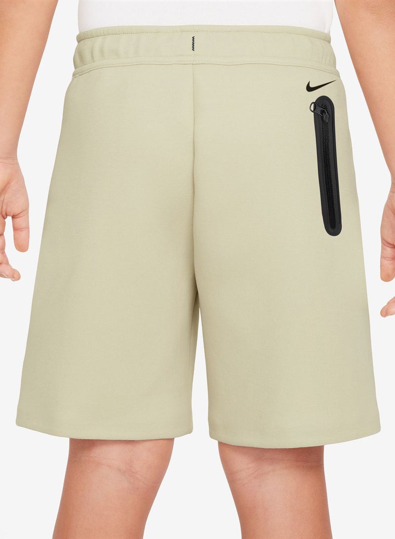 Nike Youth Nsw Tech Fleece Shorts - Image 2