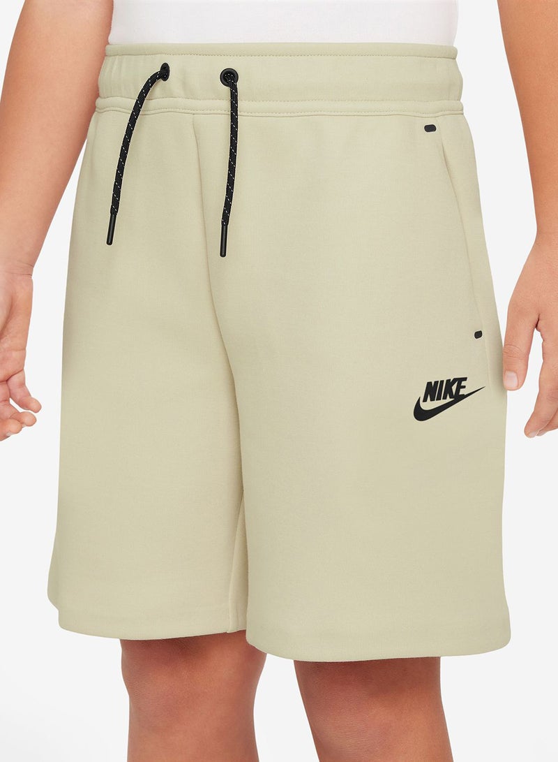 Nike Youth Nsw Tech Fleece Shorts - Image 3