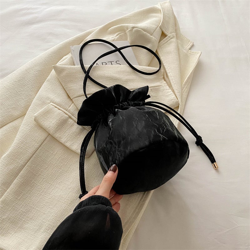 Solid Color Stylish Small Bag Women'S Korean-Style All-Match Ins Bucket Bag Fashionable Shoulder Crossbody Bag - Image 1