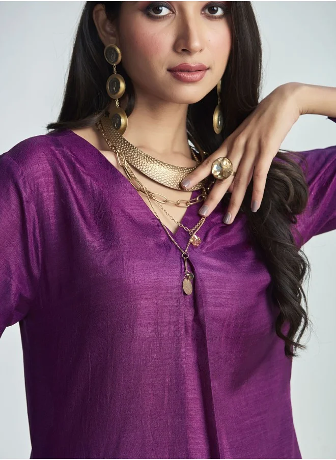 آي شين V-Neck A-Line Kurta With Trouser