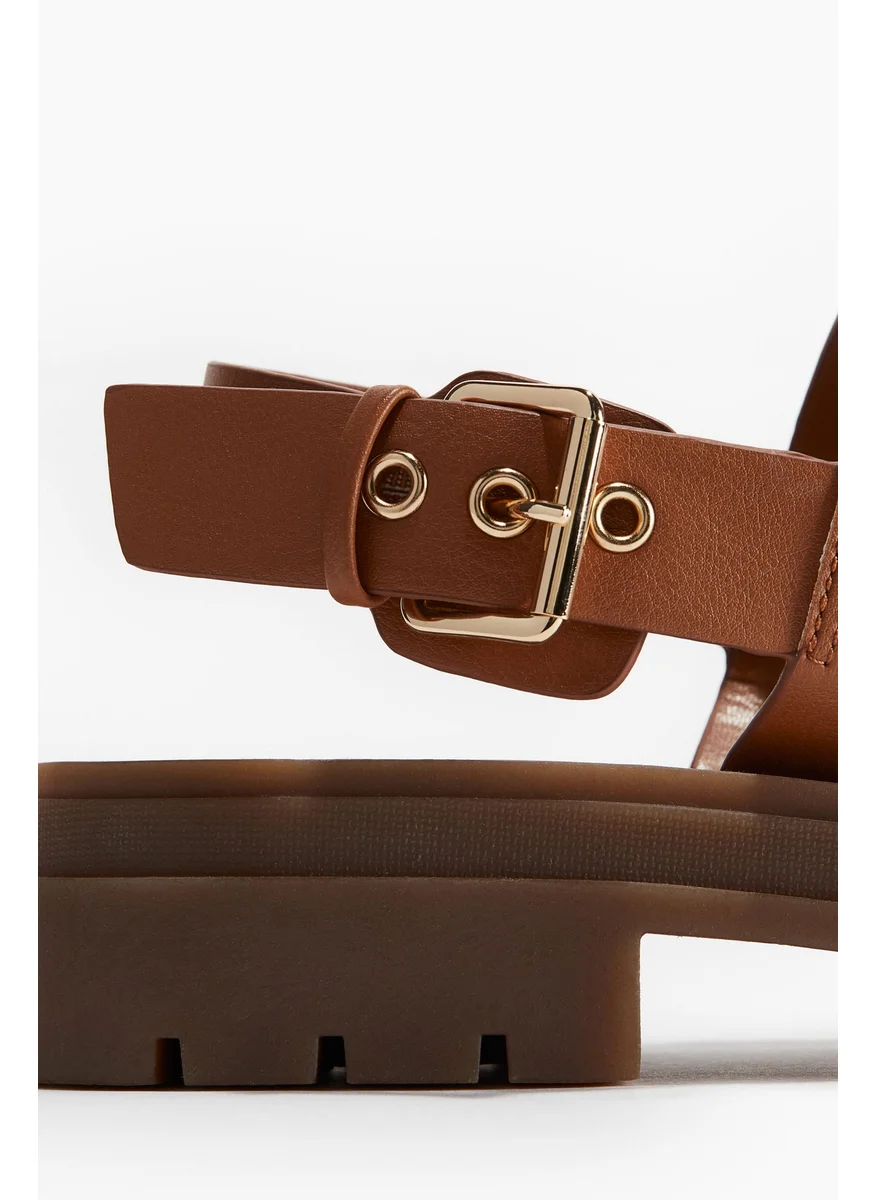 اتش اند ام Chunky Sandals