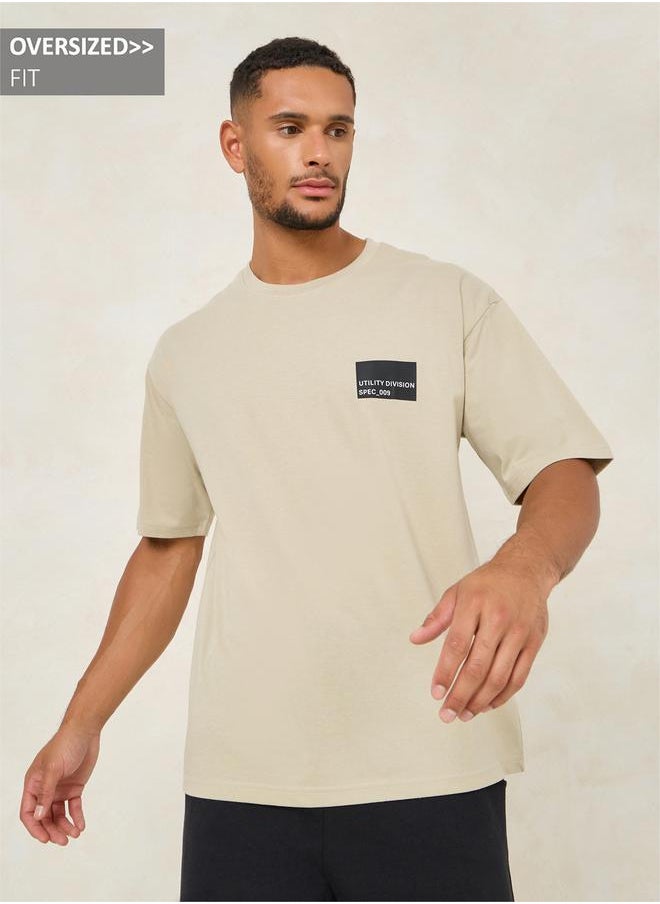 Minimal Chest Sticker Print Oversized T-Shirt - pzsku/Z6A2AAB384BAA8DFB8E42Z/45/1741263326/c4e57d61-c1c8-42e0-a2c4-ed87737c111c