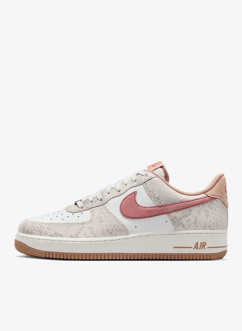 Nike Air Force 1 '07 Lv8 Emb