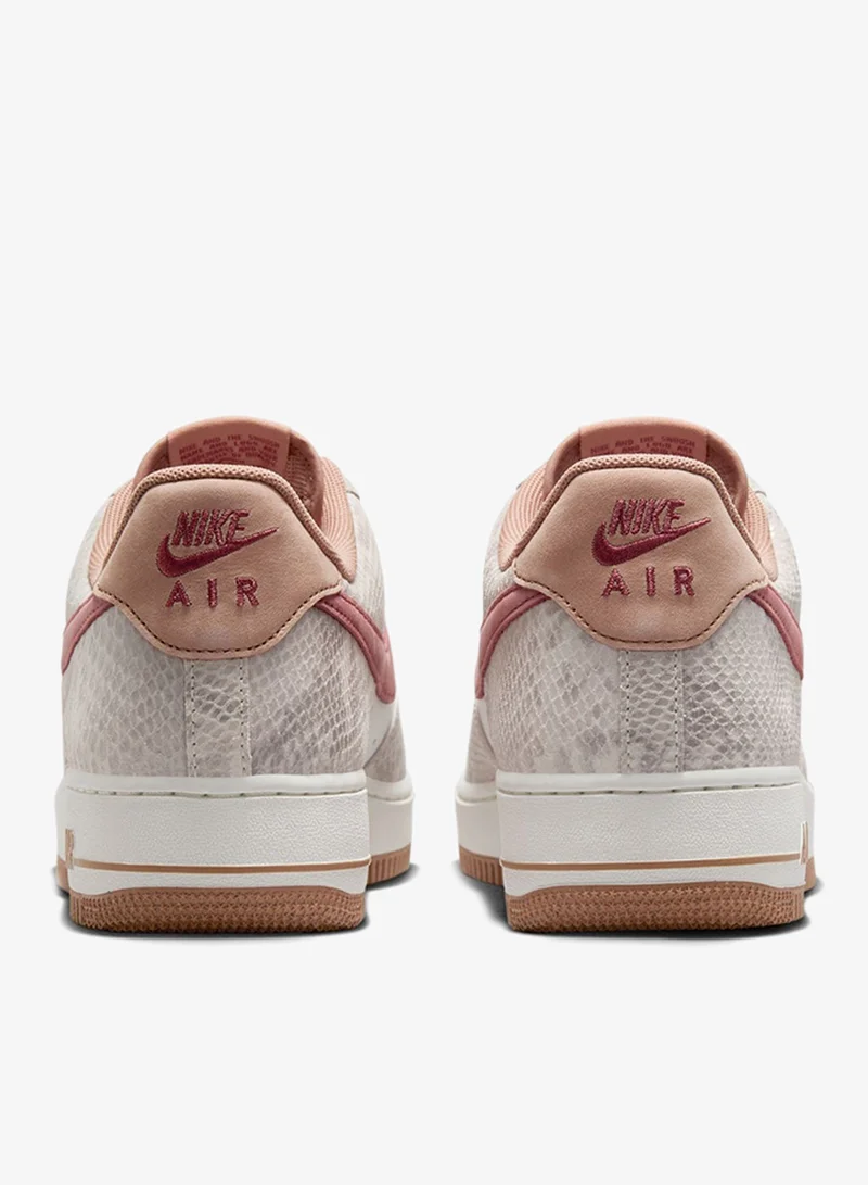 Nike Air Force 1 '07 Lv8 Emb