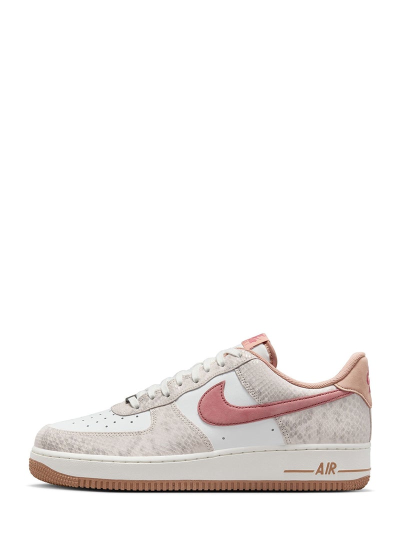 Nike - Air Force 1 '07 Lv8 Emb - Image 1